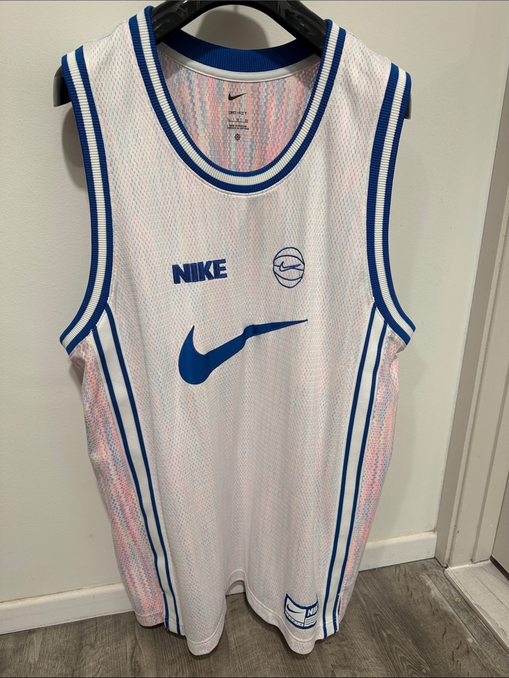 Nike White and Blue Men's Mesh Basketball Tank